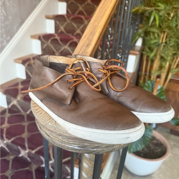 FRYE MINDY CHUKKA boot ladies size 9 leather lace up very good condition - Picture 3 of 9